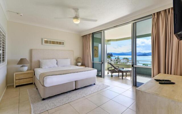 Beach Front Lagoon Lodge Apartments