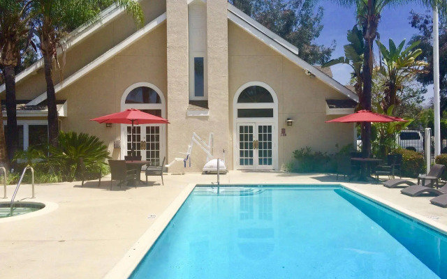 Chase Suites Hotel Brea-Fullerton