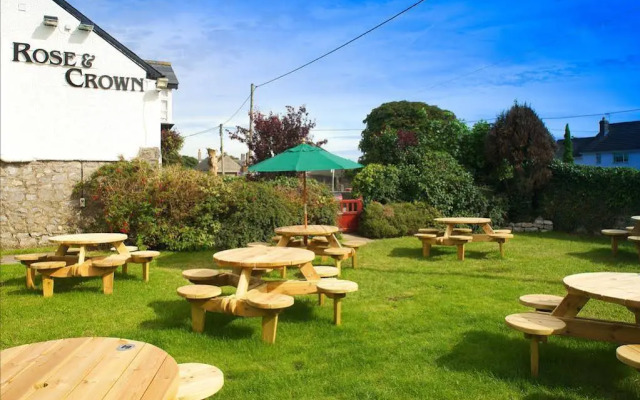 Rose And Crown