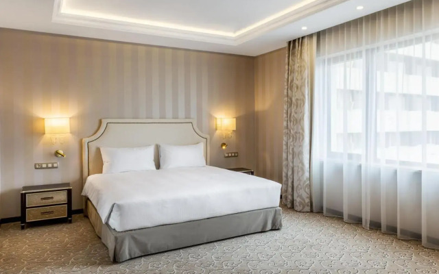 Prahova Plaza Hotel