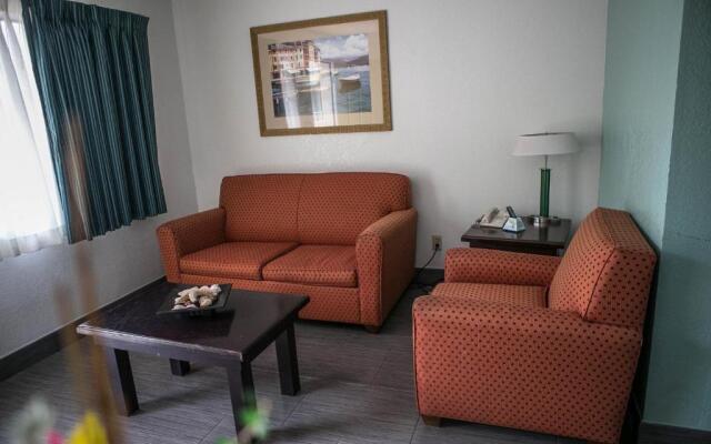 WindWater Hotel and Marina