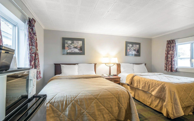 Royal Inn Claremont