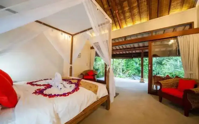 Luxury 3BR Infinity Jungle View Aashaya Villa Ubud