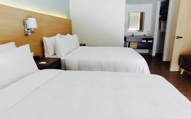 Staybridge Suites Villahermosa  by IHG