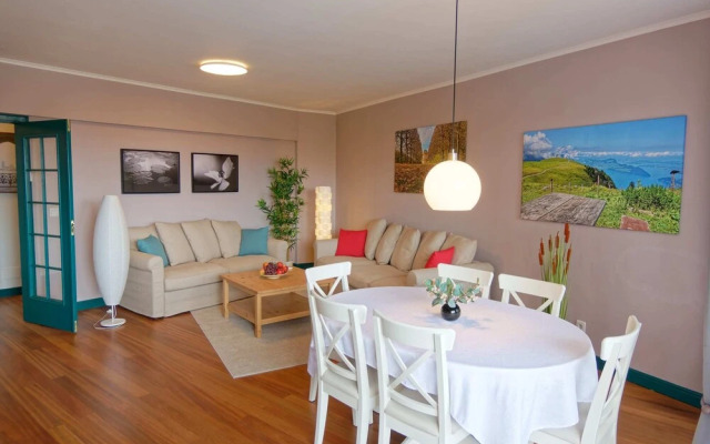 City Breaks With Pool - Belvedere Apartment
