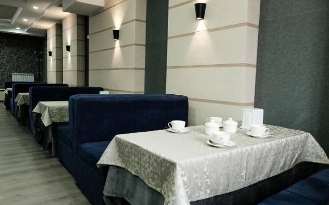 Orient Hotel