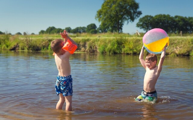 Comfortable Chalet With a Covered Terrace