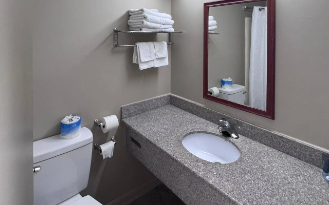 Rodeway Inn & Suites Hershey Chocolate Avenue