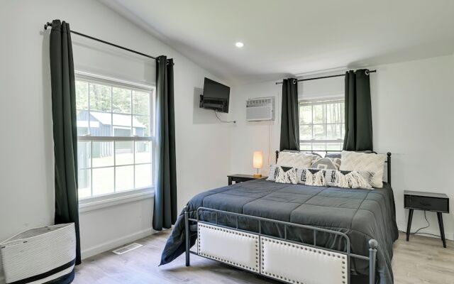 Catskills Family Retreat: Fishing & Hiking On-site