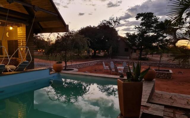 Callies Game Lodge Safaris