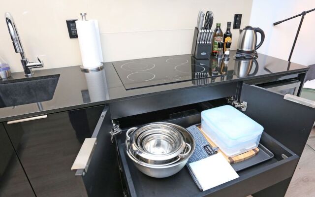 Financial District Suite