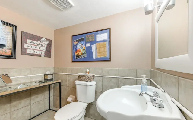 Expansive Flagstaff Family Retreat w/ Media Room!