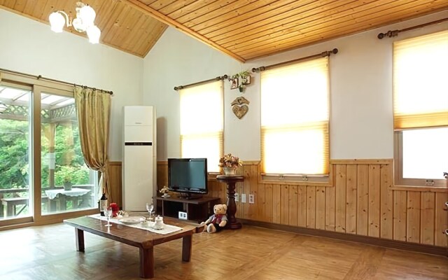 Gyeongju Hanulview Pension