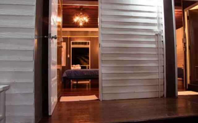 Thur Hostel Ao Prachuap