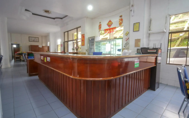 OYO 89537 Fairy Garden Resort