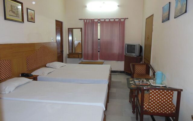 Hotel Taj Plaza