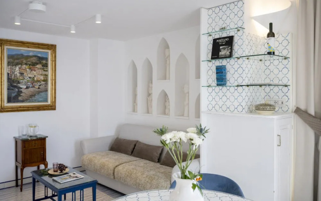 Estate4home - Casetta Arienzo