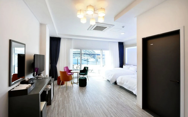 Tongyeong Grande Hostel