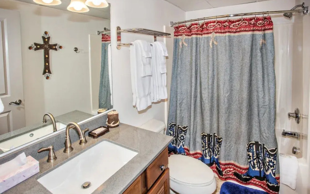 Cedar Lodge 603