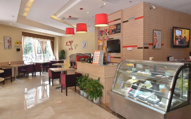 Ibis Chongqing Ranjiaba