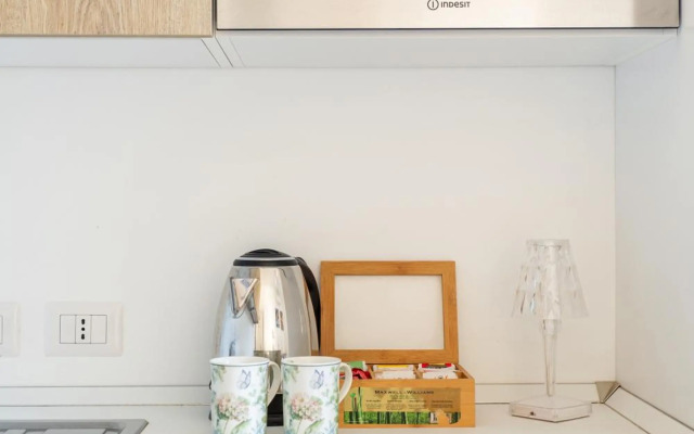 new studio apartment sauro orange