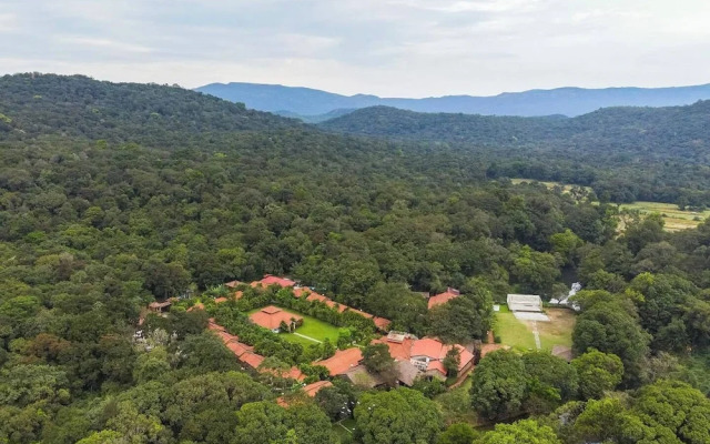 Shangri La Jungle Resort