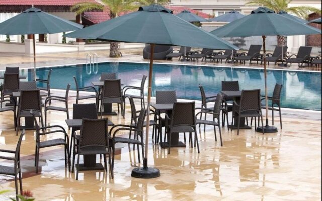 Grand Amara Hotel