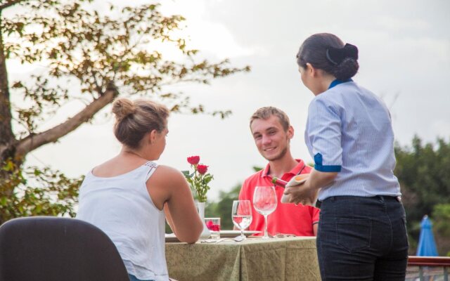 Tom Hill Boutique Resort & Spa