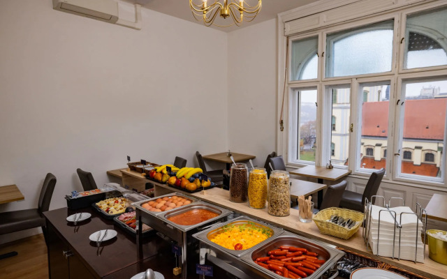 Отель City Hotel Matyas