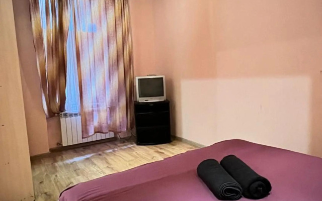 10/8 Kotliarska Moisha House