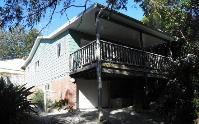 Azalea, 17 Boulder Bay Road