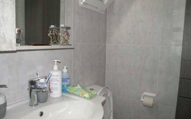 Stelios Melita Apartment in Tris Eklisies