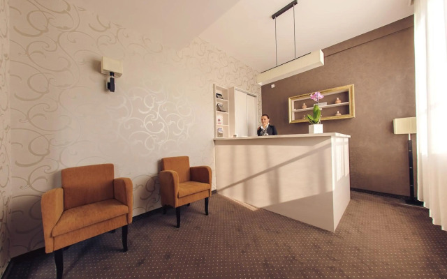 Hotel Philia