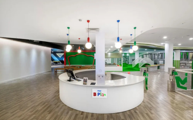 Rubi Platinum Sign