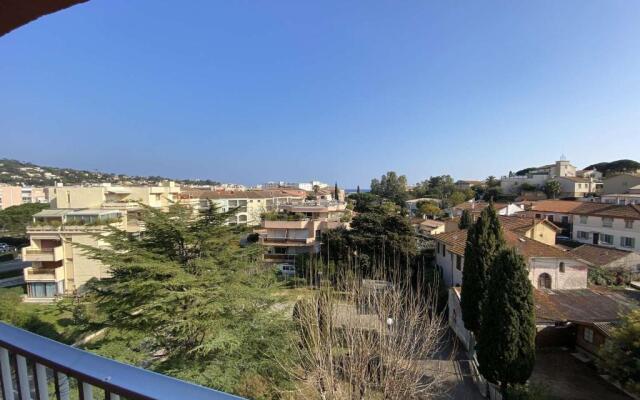 Appartement Sainte-Maxime, 1 pièce, 2 personnes - FR-1-226-420