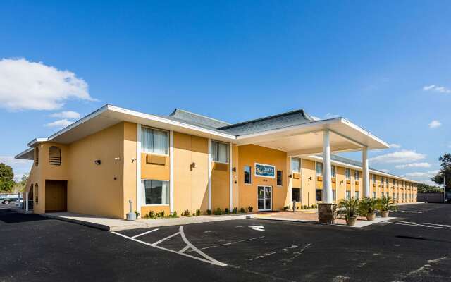 Quality Inn & Suites Heritage Park