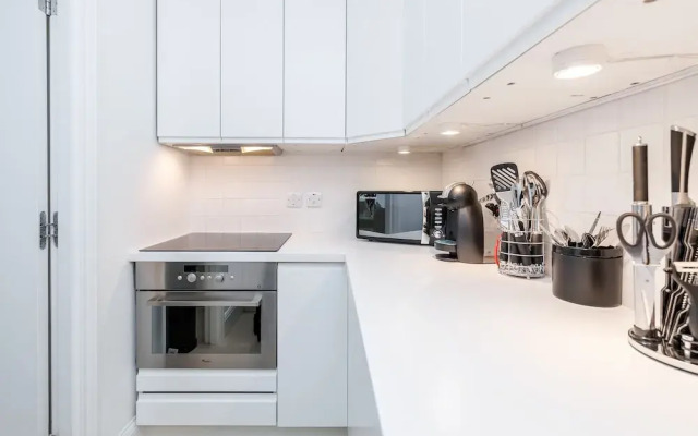 Distinctive apartment for 3 with mezz