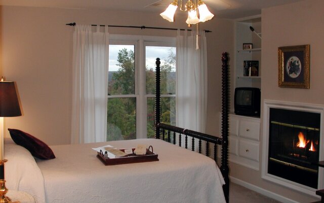 Garden Inn Bed & Breakfast at Bee Rock