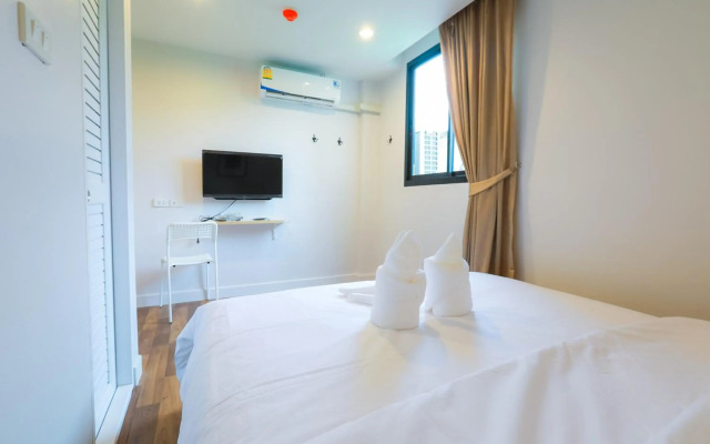 Metro Hotel