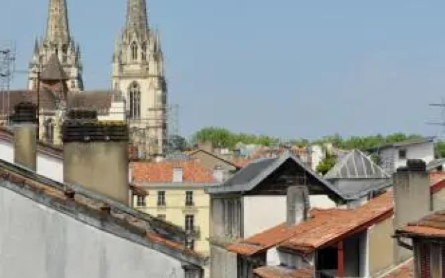 Temporesidence Chateauneuf