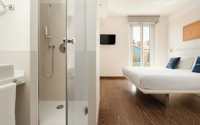 Life Hotel Seaview & Spa