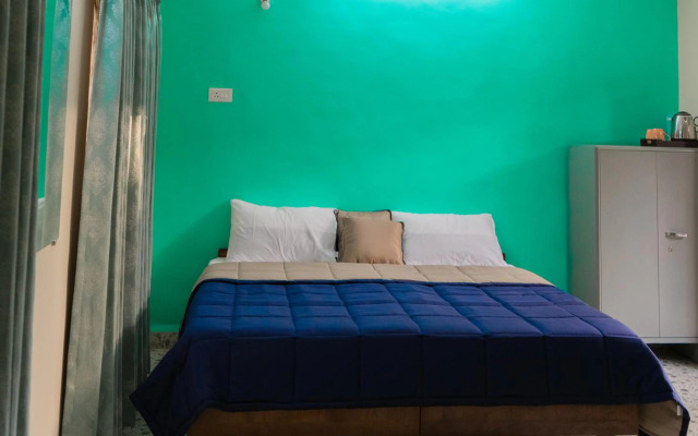 3 bedroom holiday home with free parking & Wi-Fi