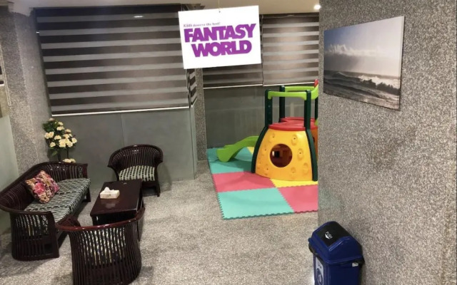 Kings Home Apartments