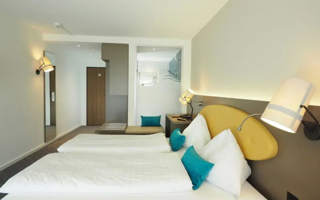 Hotel Holiday