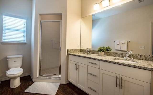 Amazing Townhome! - Lucaya Village - 8960SP