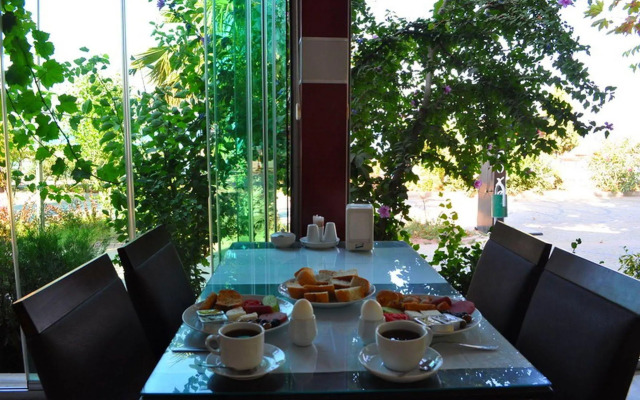 Aycan Otel