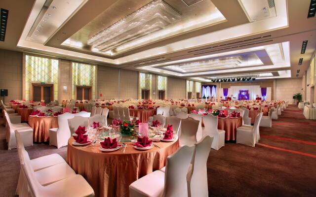 Crowne Plaza Shenzhen Longgang City Centre by IHG