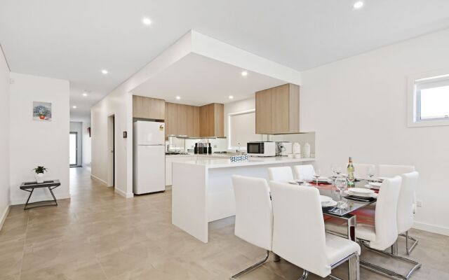 Villa Merrylands