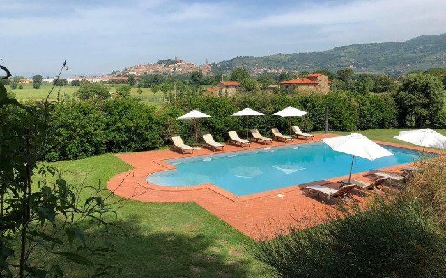 Borgo Santa Lucia, Casa Legnaia