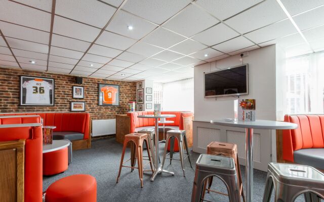 The Sandringham Court Hotel and Apartment